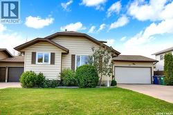 151 Hunt ROAD  Saskatoon, SK S7L 6E6