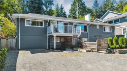 5620 Hammond Bay Rd Nanaimo, BC V9T 5N2