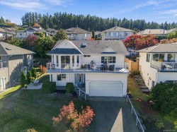2145 Woodthrush Pl Nanaimo, BC V9R 6V3