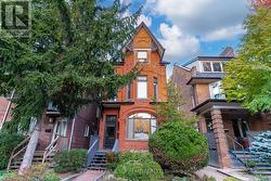 767 EUCLID AVENUE Toronto, ON M6G 2V3
