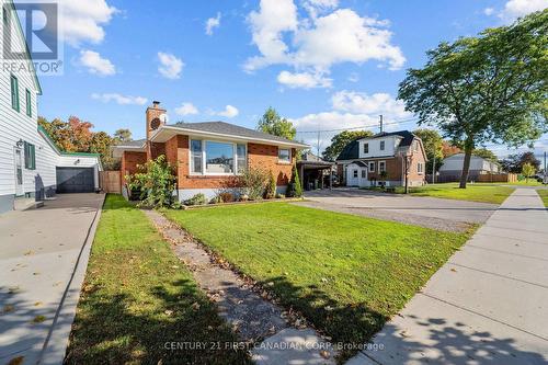 180 FOREST AVENUE  St. Thomas, ON N5R 2K9