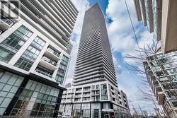 1001 - 70 ANNIE CRAIG DRIVE Toronto, ON M8V 0G2