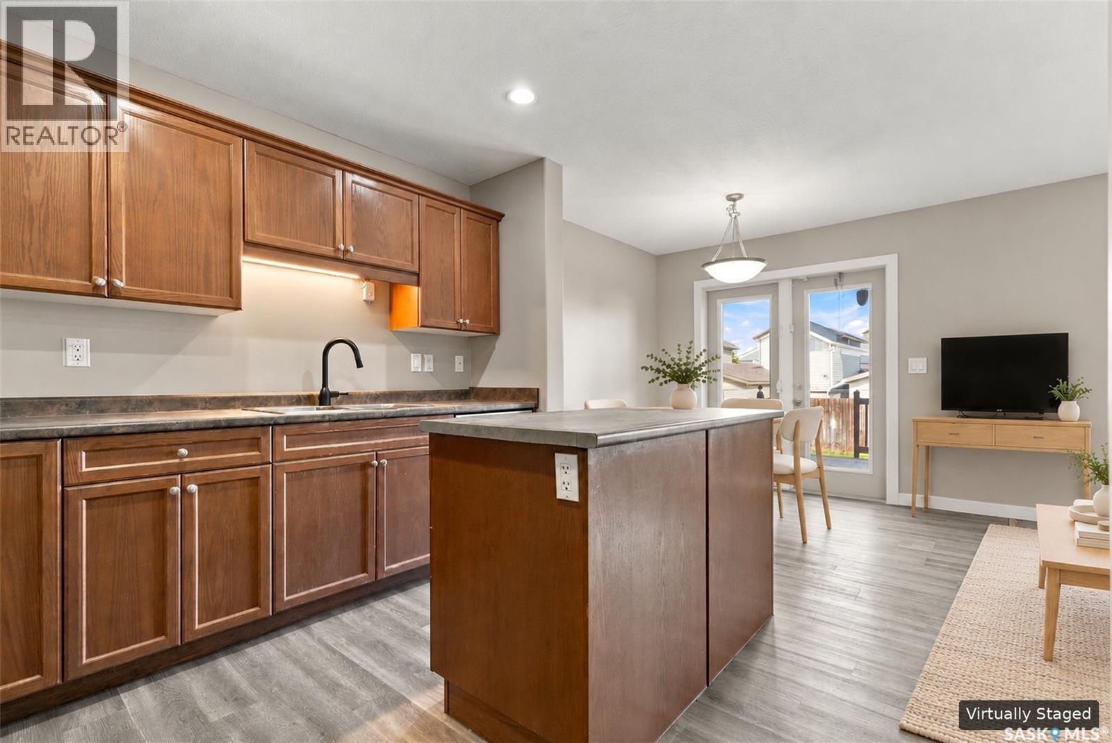255 Mcbeth Crescent, Saskatoon, SK