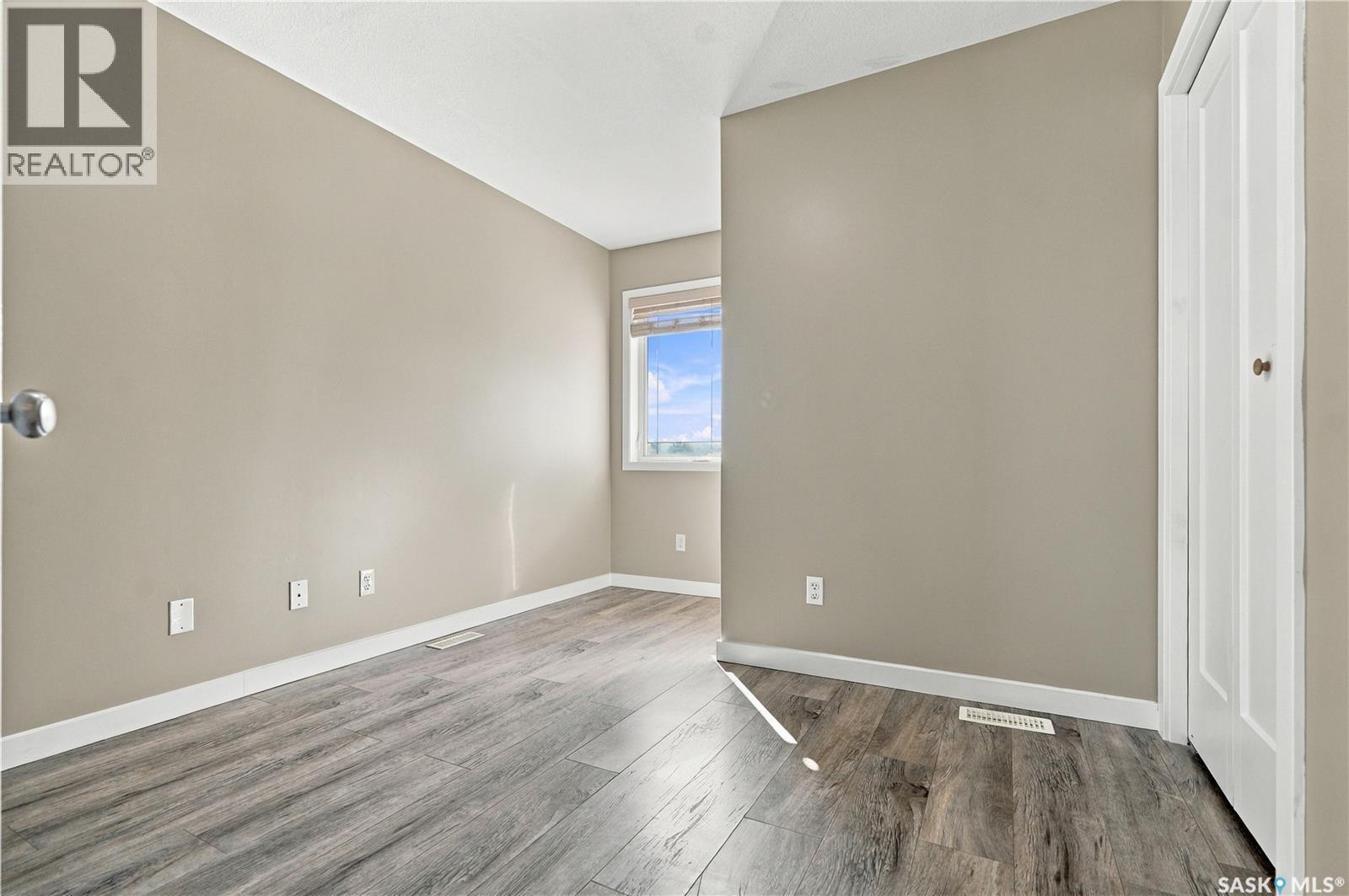255 Mcbeth Crescent, Saskatoon, SK