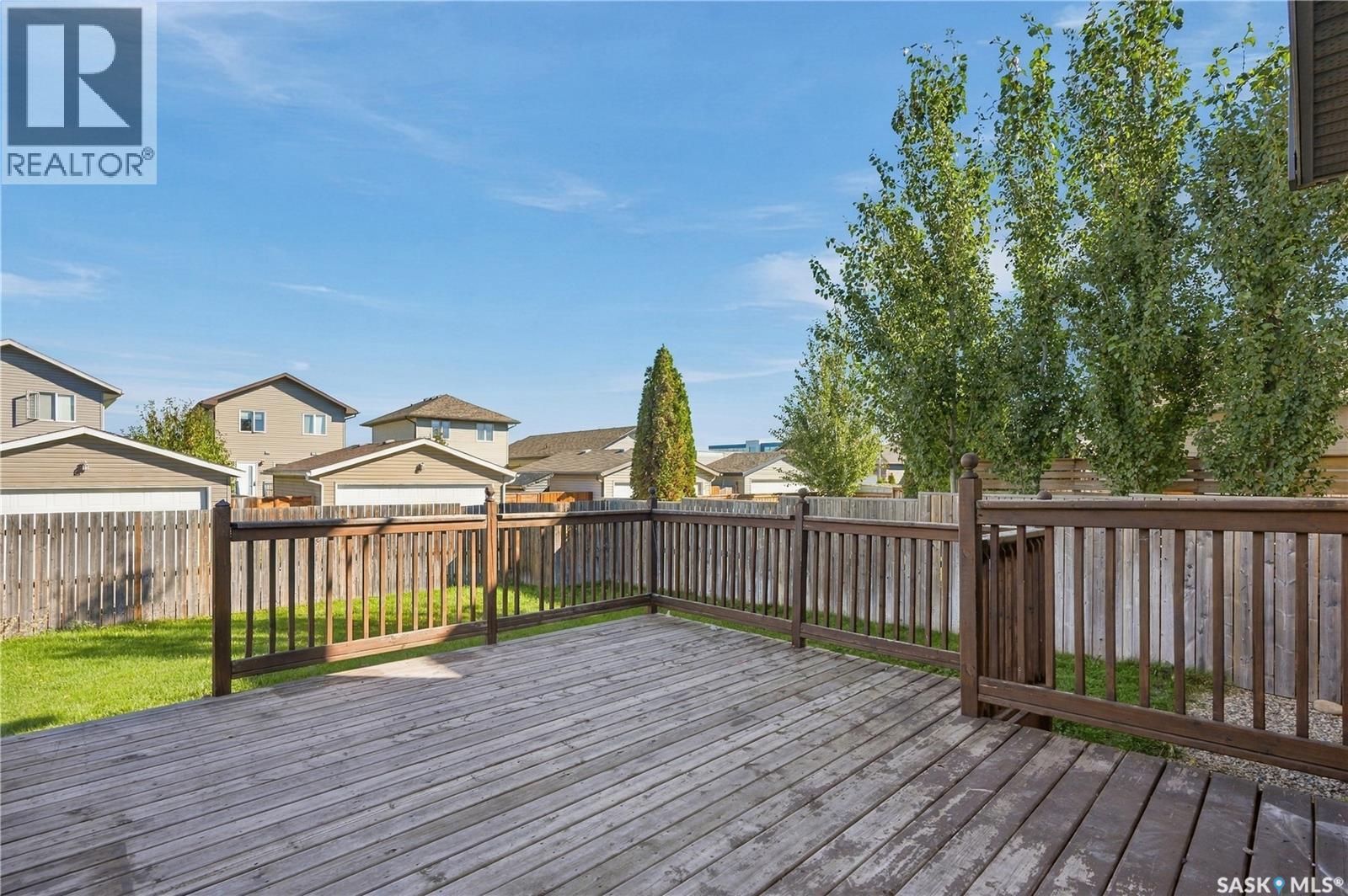 255 Mcbeth Crescent, Saskatoon, SK