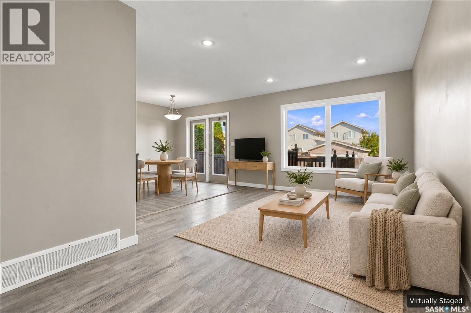 255 Mcbeth Crescent, Saskatoon, SK