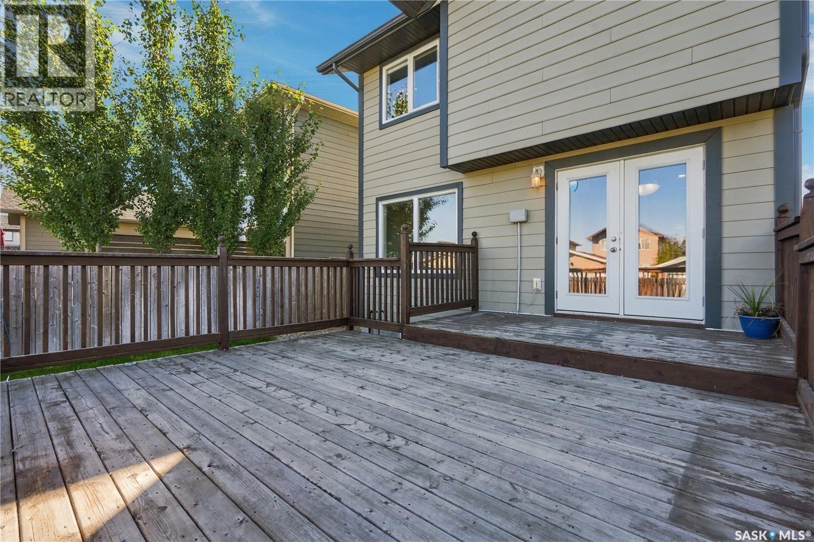 255 Mcbeth Crescent, Saskatoon, SK