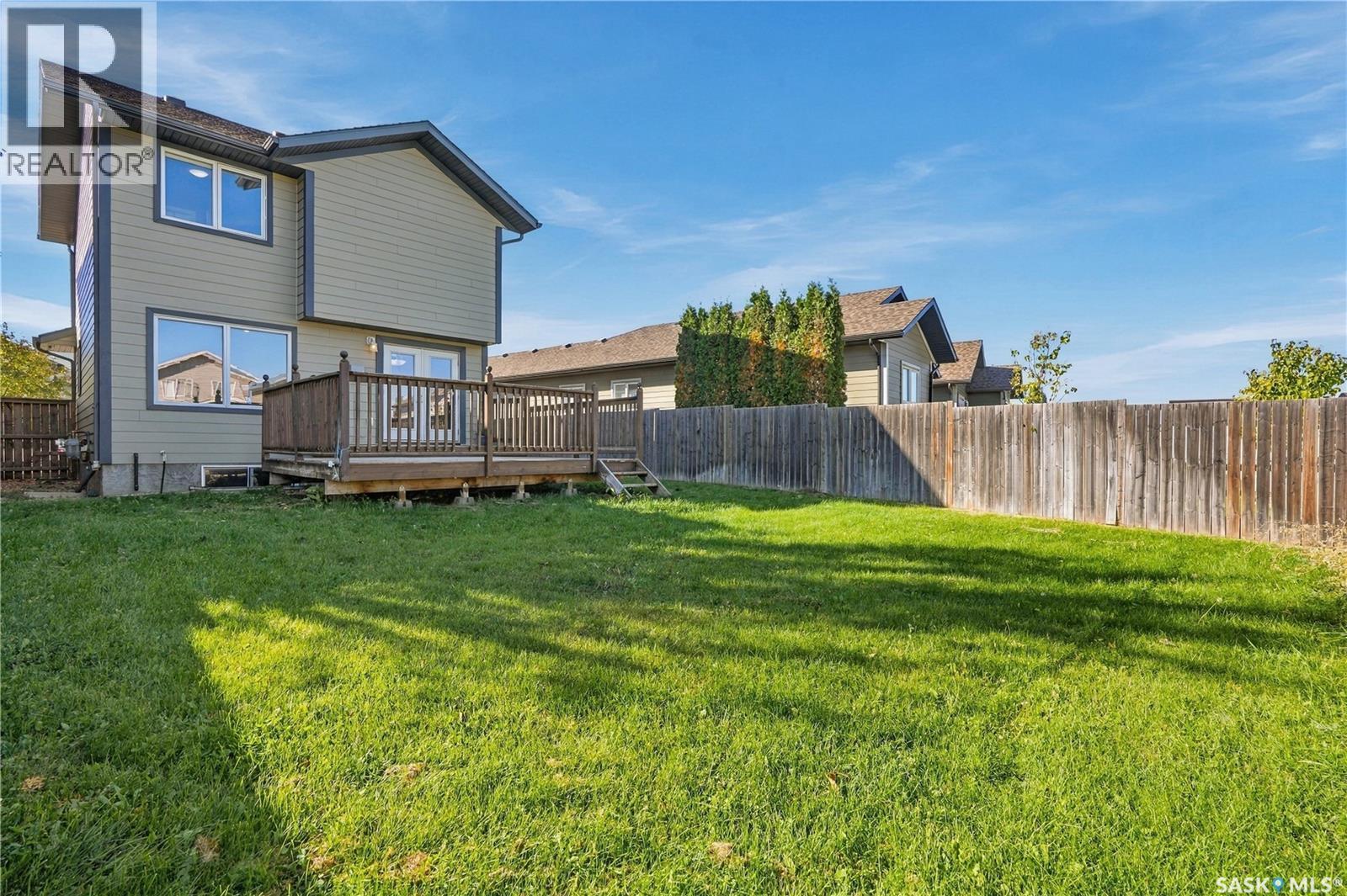 255 Mcbeth Crescent, Saskatoon, SK