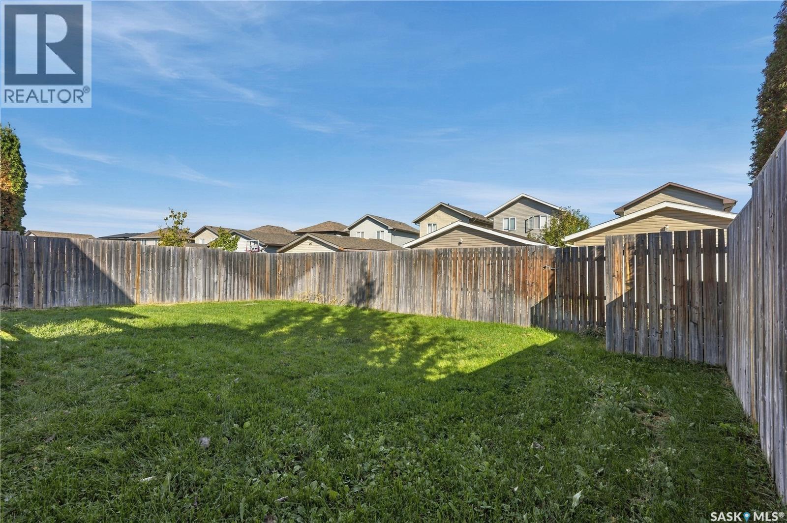255 Mcbeth Crescent, Saskatoon, SK