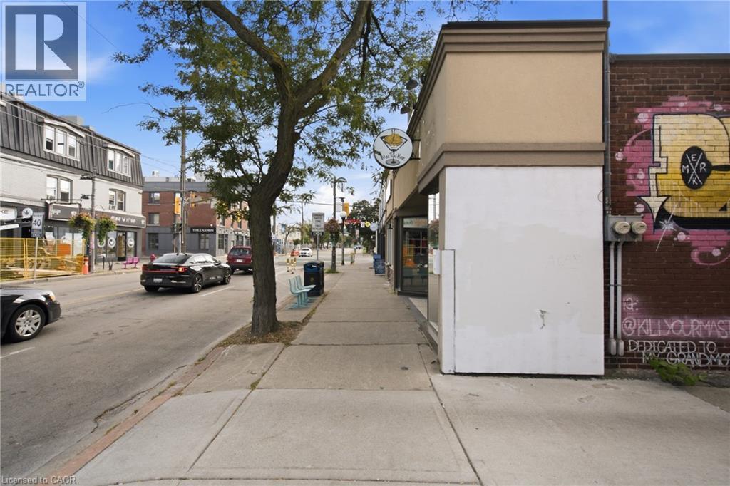 187 Ottawa, Hamilton, ON