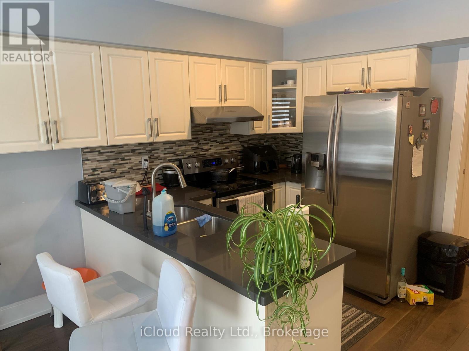 878 Blyleven Boulevard, Mississauga, ON