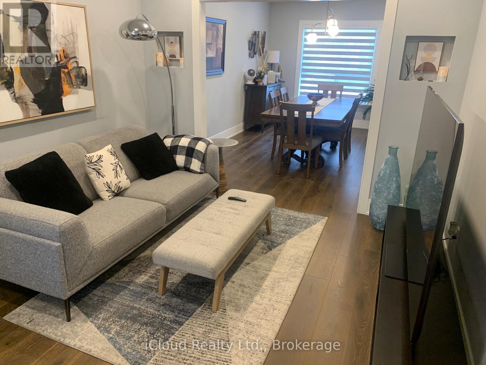 878 Blyleven Boulevard, Mississauga, ON