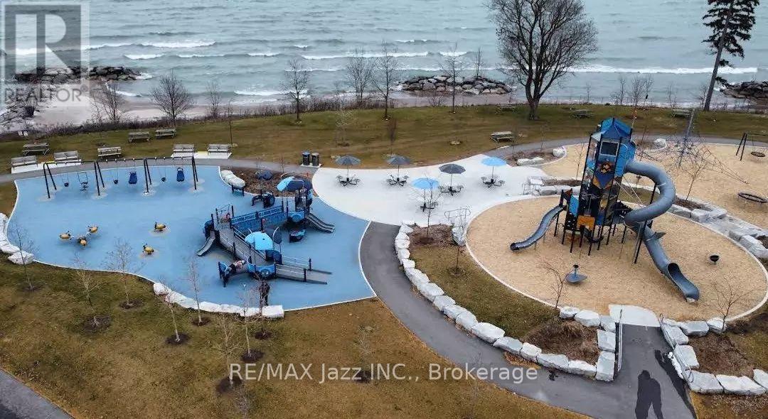 260 Lakeview Park Avenue, Oshawa (Lakeview), ON