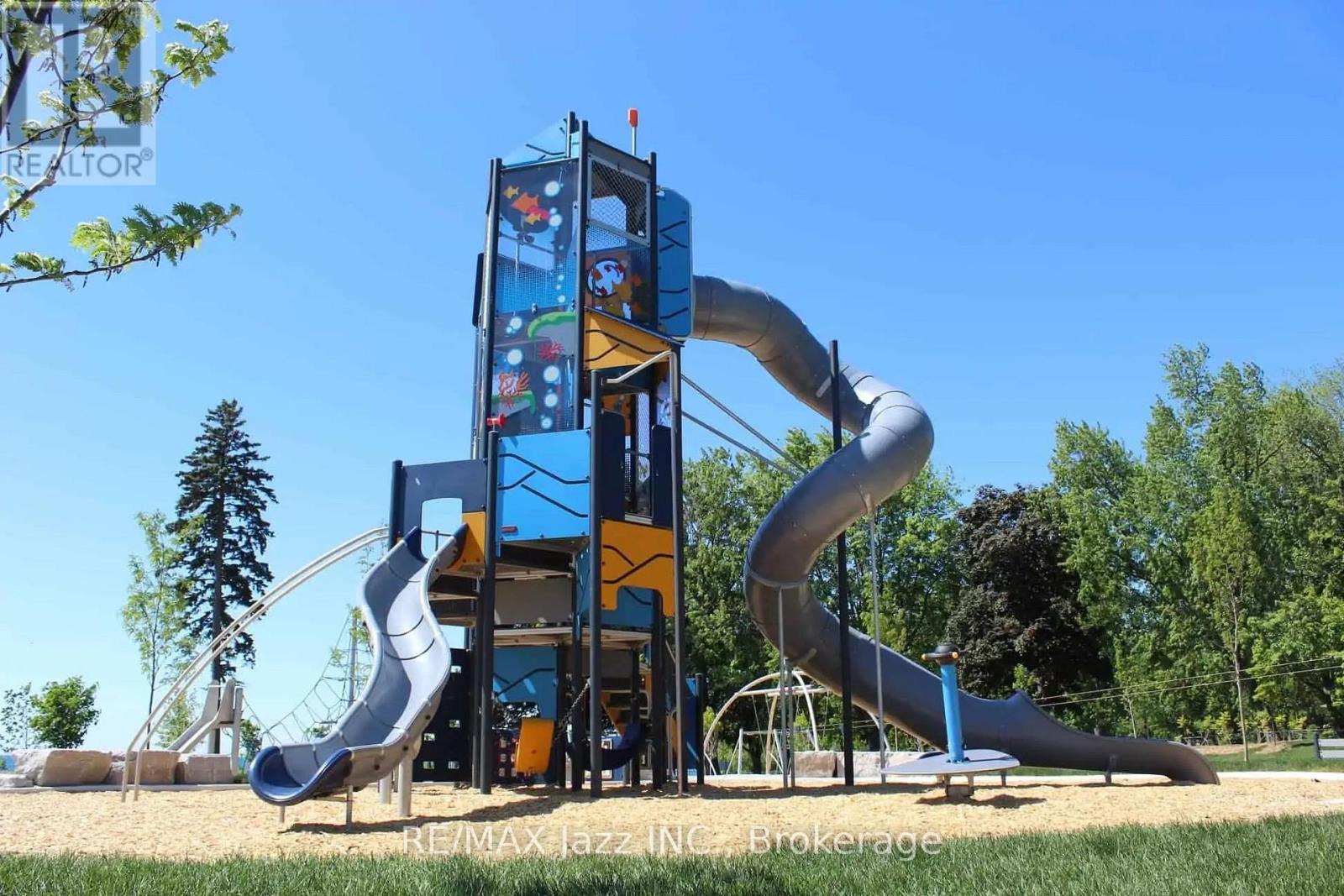 260 Lakeview Park Avenue, Oshawa (Lakeview), ON