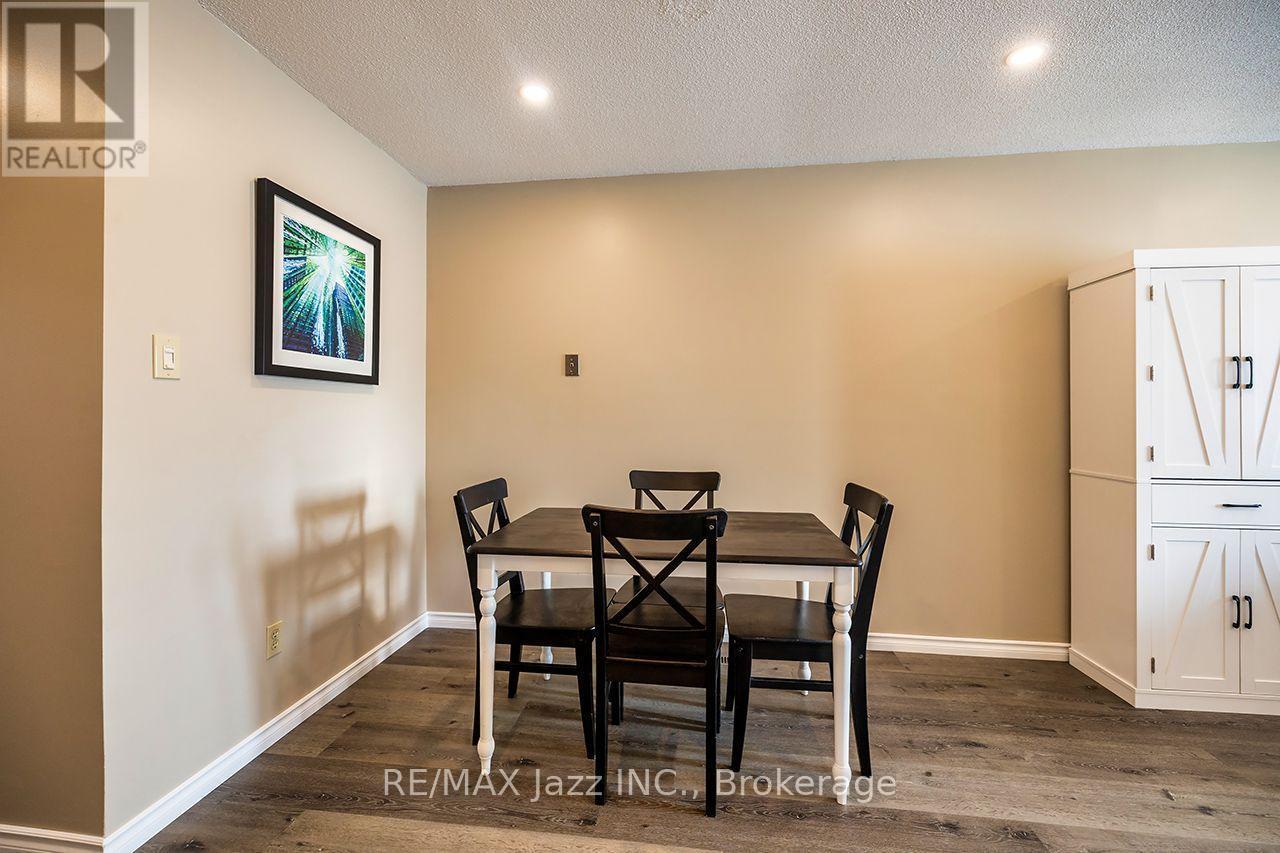 260 Lakeview Park Avenue, Oshawa (Lakeview), ON