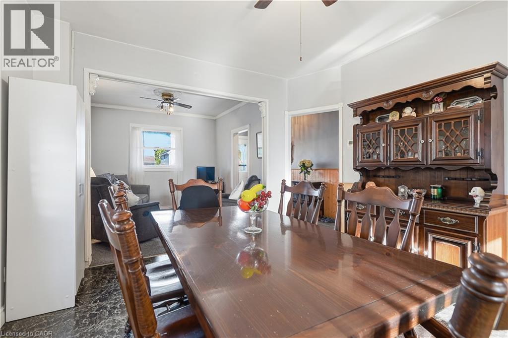 16 Albemarle Street, Hamilton, ON