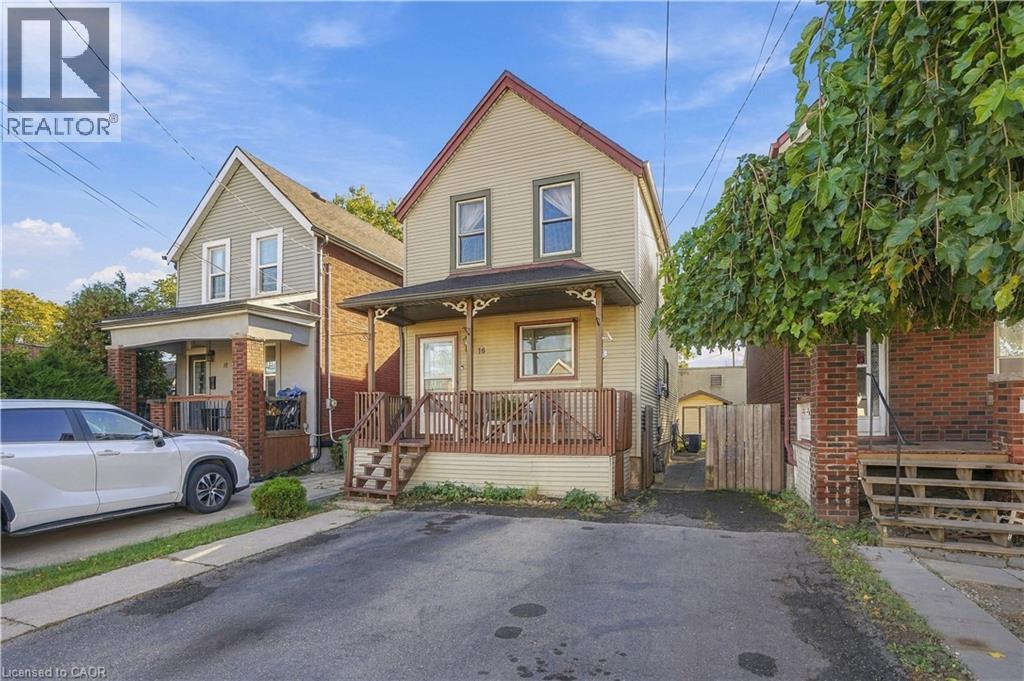 16 Albemarle Street, Hamilton, ON