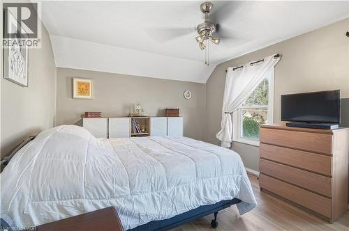 16 Albemarle Street, Hamilton, ON 