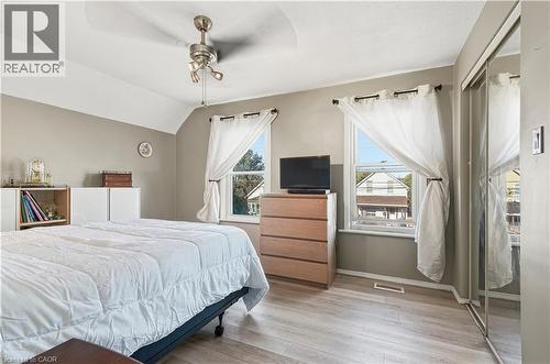 16 Albemarle Street, Hamilton, ON 