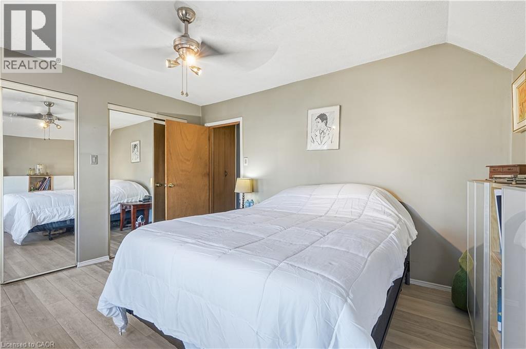 16 Albemarle Street, Hamilton, ON