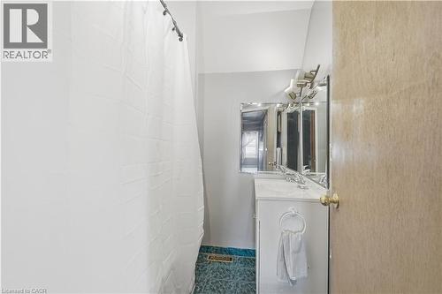16 Albemarle Street, Hamilton, ON 