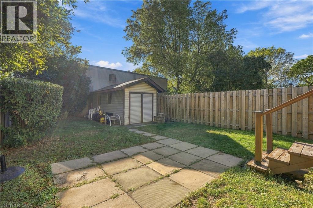 16 Albemarle Street, Hamilton, ON