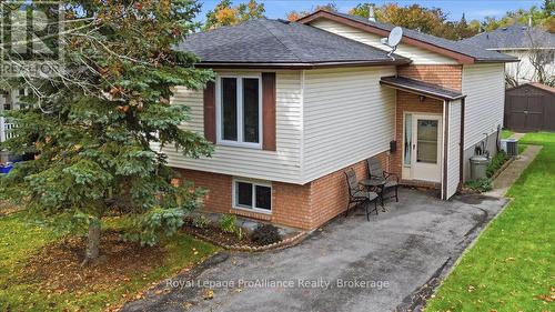 4 BOGART CRESCENT  Belleville (Belleville Ward), ON K8P 5E8
