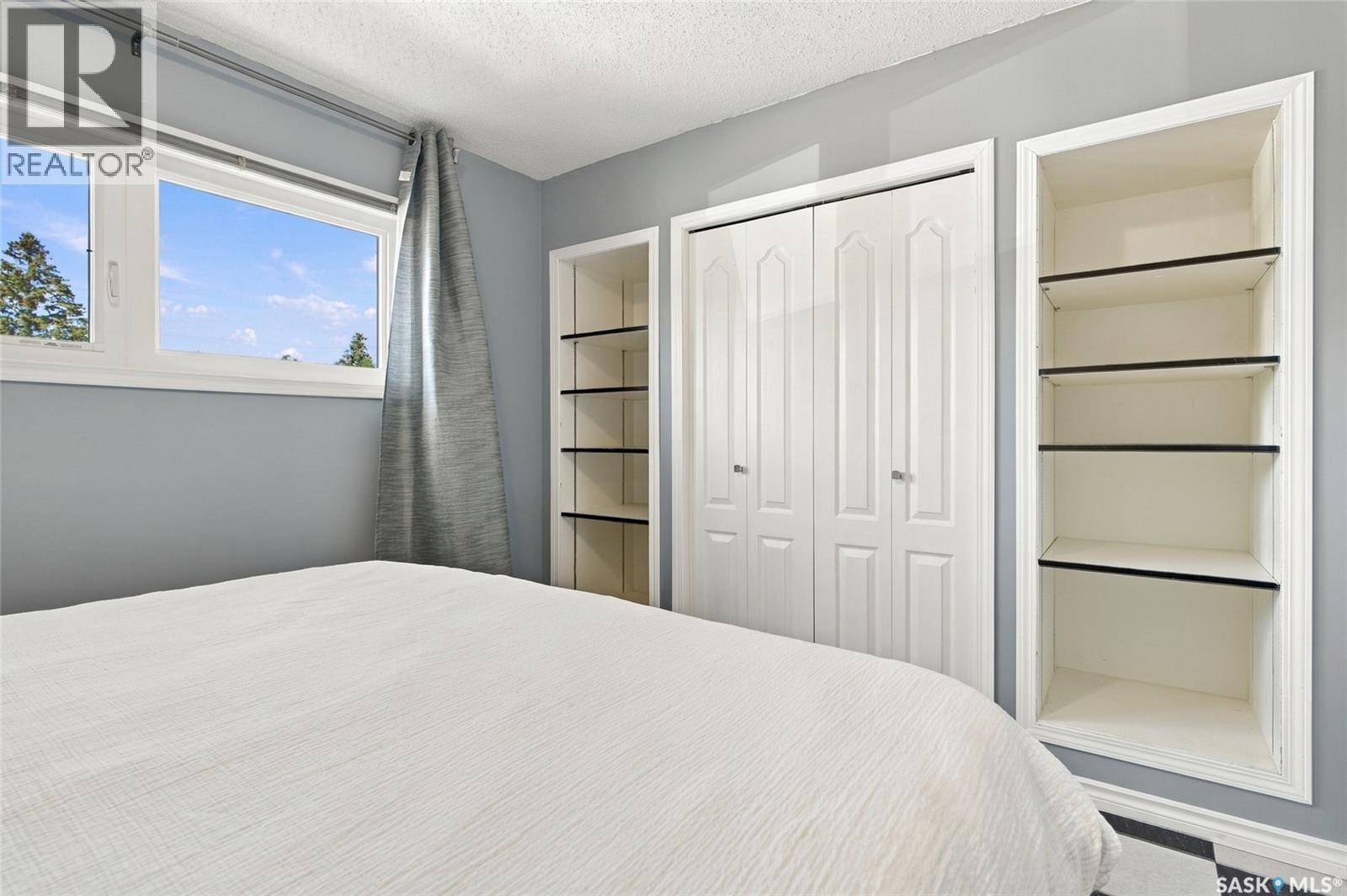 231 Priel Crescent, Saskatoon, SK