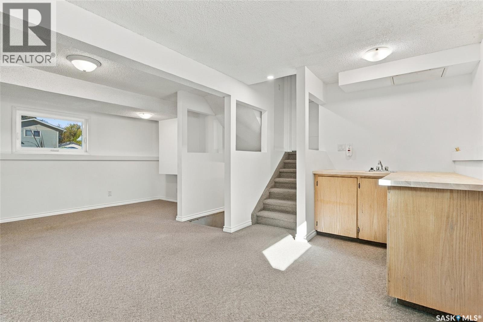 231 Priel Crescent, Saskatoon, SK