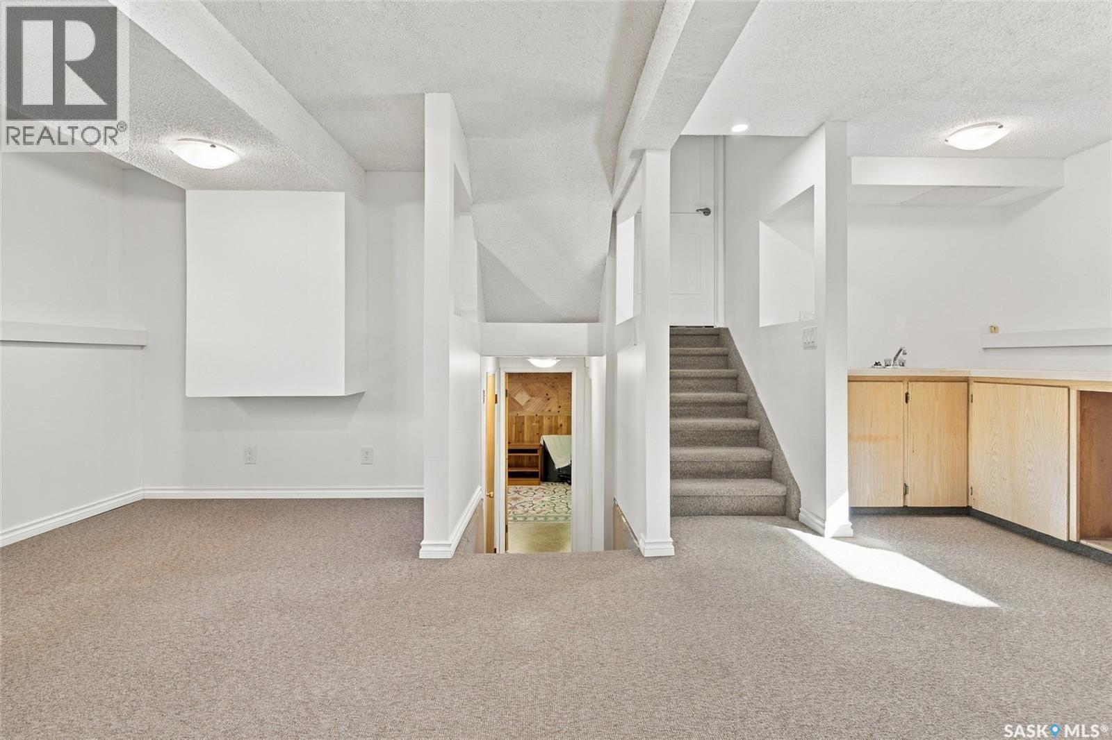 231 Priel Crescent, Saskatoon, SK