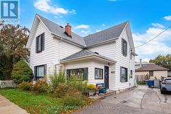 403 PARK AVENUE Newmarket, ON L3Y 1V7