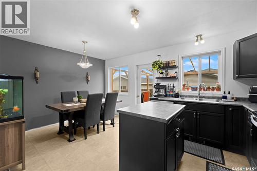 447 Blakeney Crescent, Saskatoon, SK 