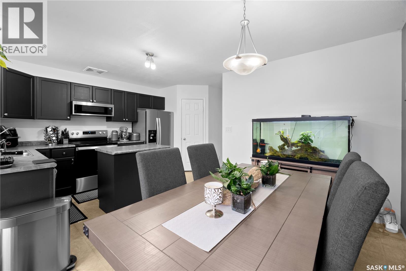447 Blakeney Crescent, Saskatoon, SK