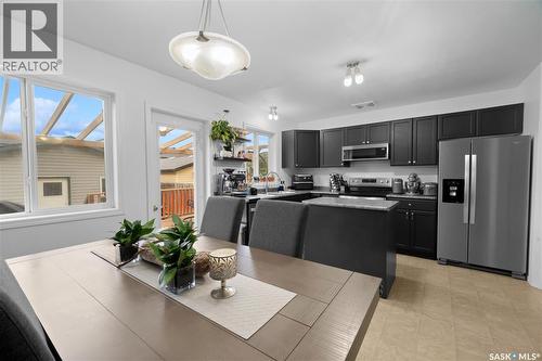 447 Blakeney Crescent, Saskatoon, SK 