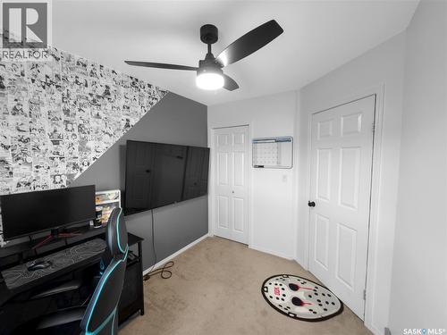 447 Blakeney Crescent, Saskatoon, SK 