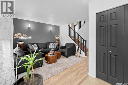 447 Blakeney Crescent, Saskatoon, SK 