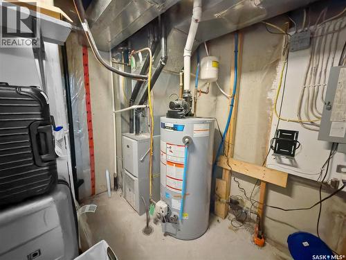 447 Blakeney Crescent, Saskatoon, SK 