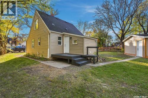 8 Connaught Place, Saskatoon, SK 