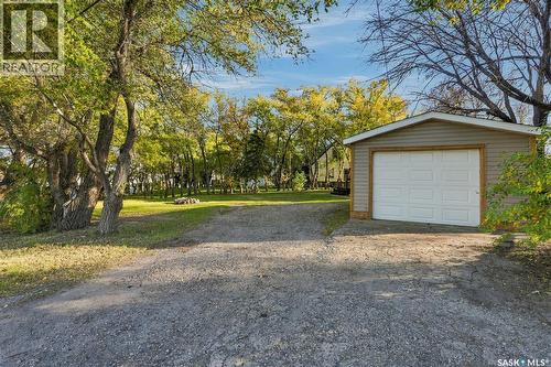 8 Connaught Place, Saskatoon, SK 
