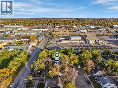 8 Connaught Place, Saskatoon, SK 