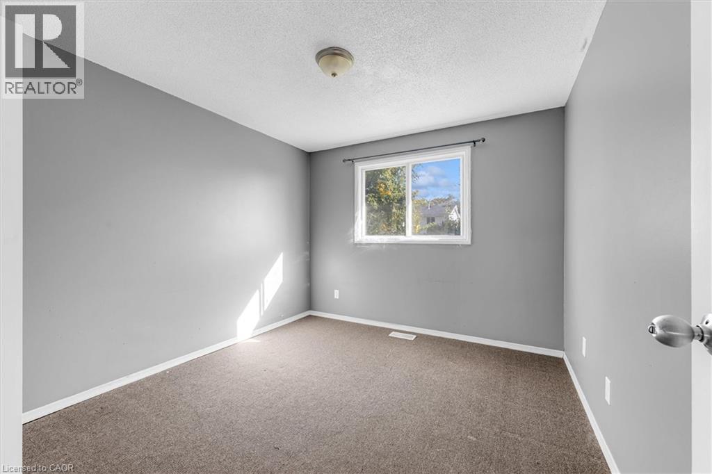 16 Crystal Court, Cambridge, ON