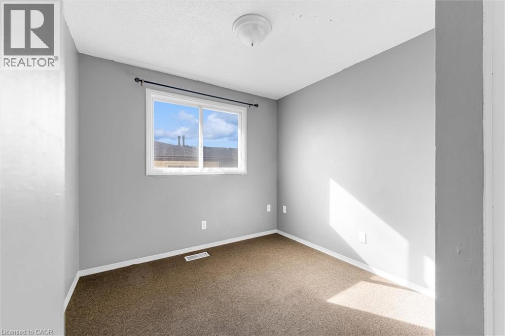 16 Crystal Court, Cambridge, ON