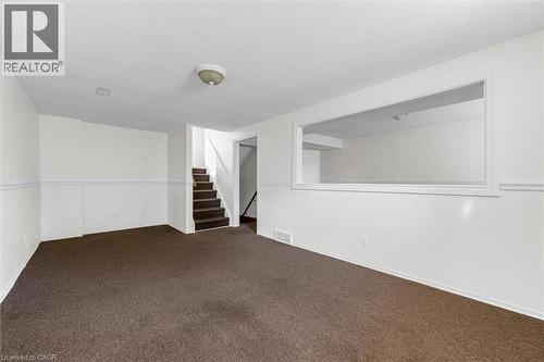 16 Crystal Court, Cambridge, ON 