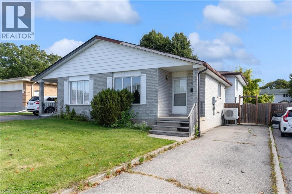 16 Crystal Court, Cambridge, ON
