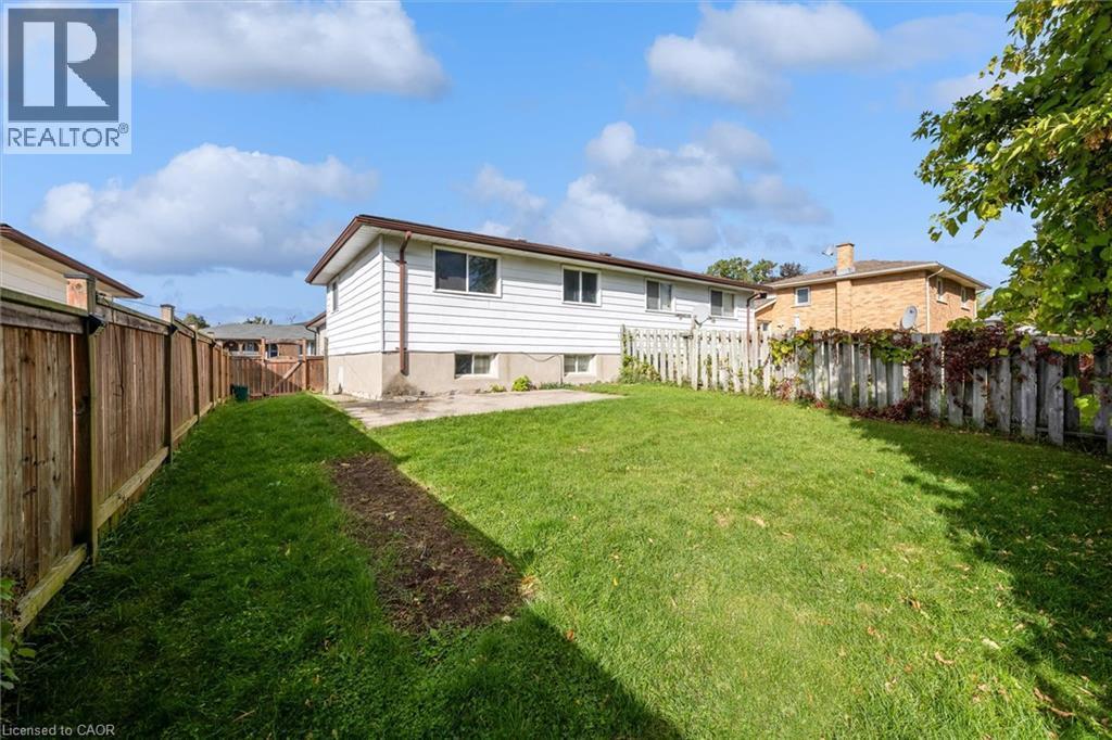 16 Crystal Court, Cambridge, ON
