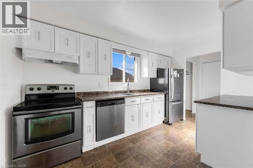16 Crystal Court, Cambridge, ON 