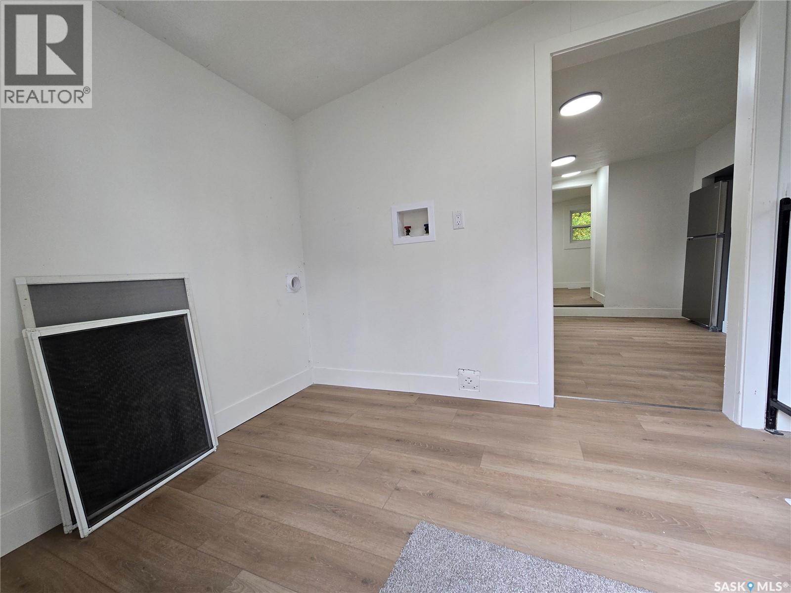 330 3Rd Avenue Se, Weyburn, SK