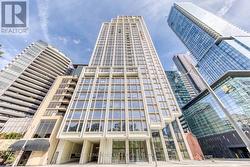 806 - 1315 BAY STREET Toronto, ON M5R 2C4