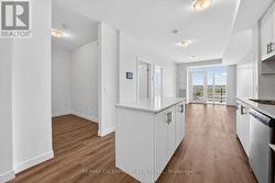 822 - 461 GREEN ROAD Hamilton, ON L8E 0L5