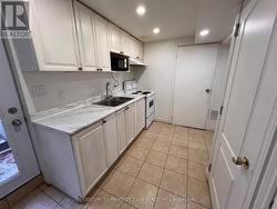 BASEMENT  - 6 ROEHAMPTON CRESCENT W Brampton, ON L6Y 2R4